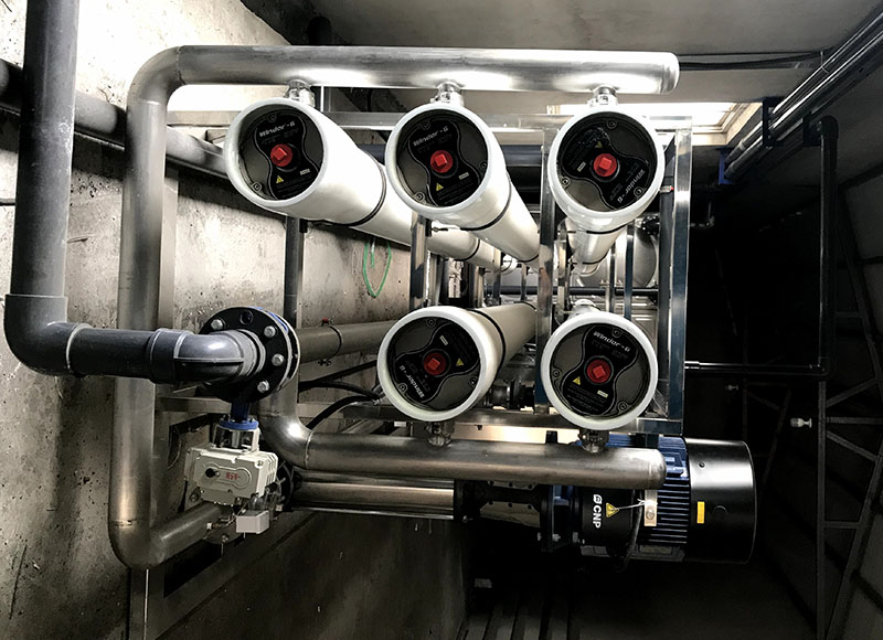 購買工業(yè)反滲透水處理設(shè)備時需要注意什么呢？