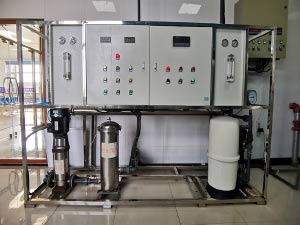 2噸PLC反滲透設備 
